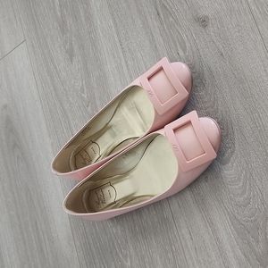 Roger Vivier Pink Peach Flat Shoes 37.5